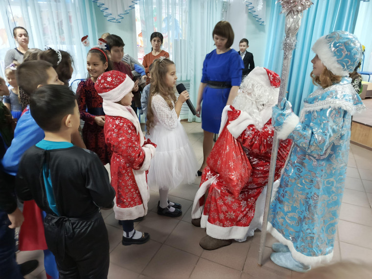 Новогодний праздник.